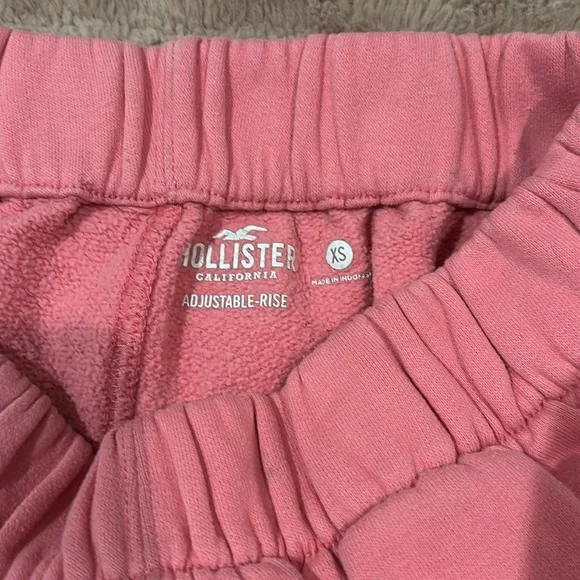 Pink Hollister Sweatpants (size XS) - Picture 3 of 4